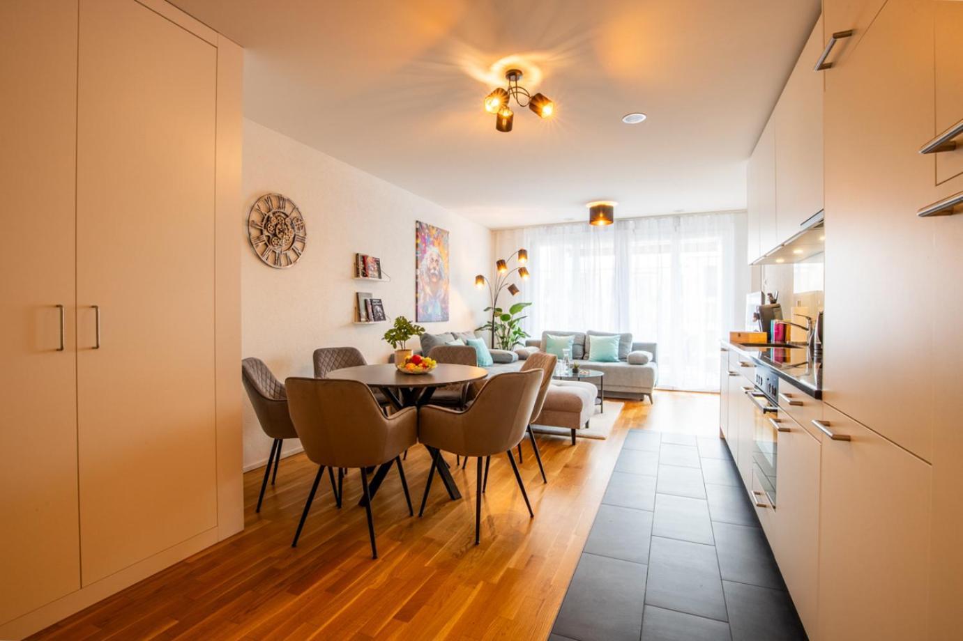 Special Einstein II Apartment Basel, Messe Kleinbasel 10-Star Ngoại thất bức ảnh